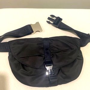 Ivviva Fanny pack